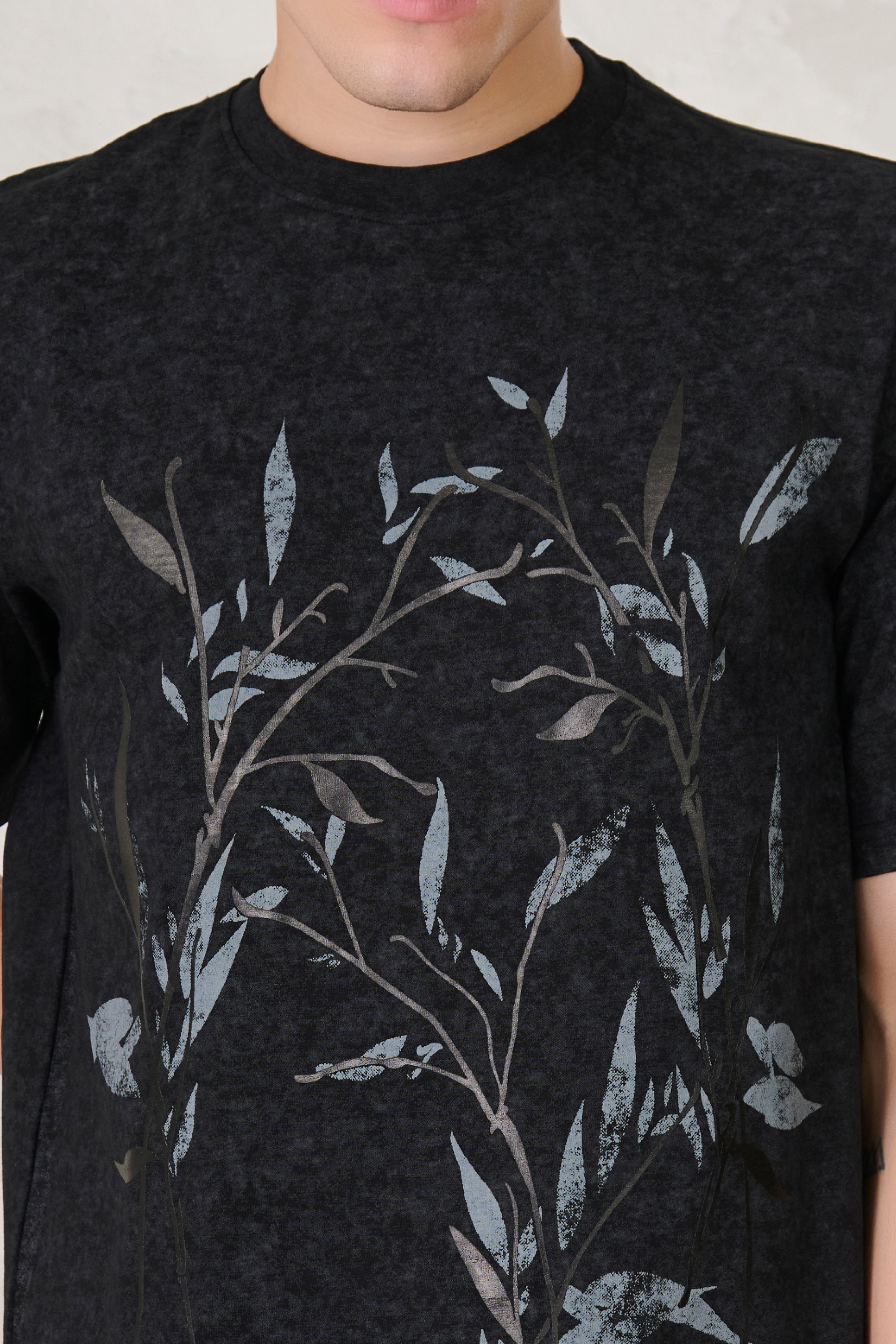 Buy Leaves on Indigo Oversized T-Shirt - Black/Grey Online Shopping view 4