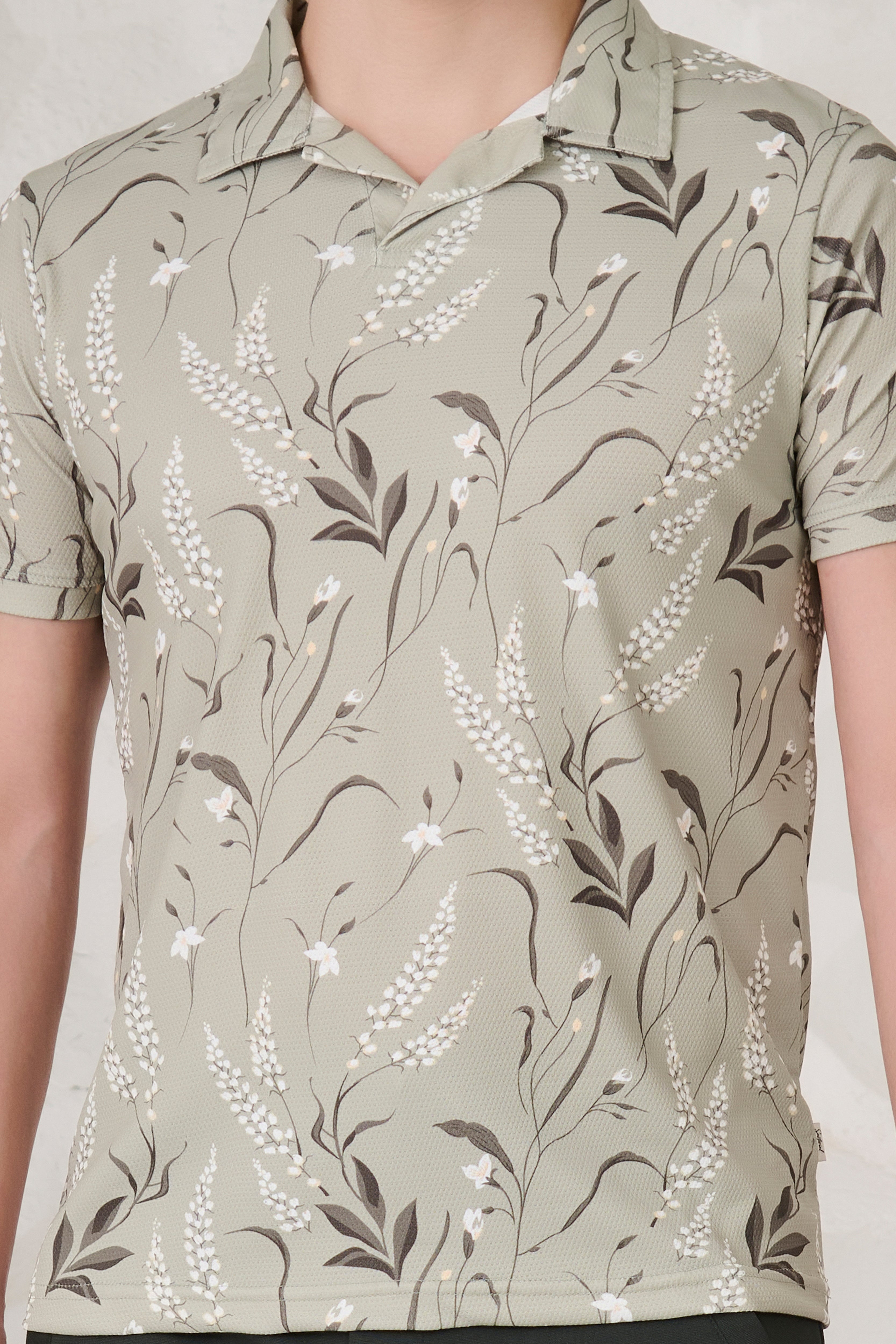 Buy Fern and Petals Cuban T-Shirt - Pista Online Shopping view 3