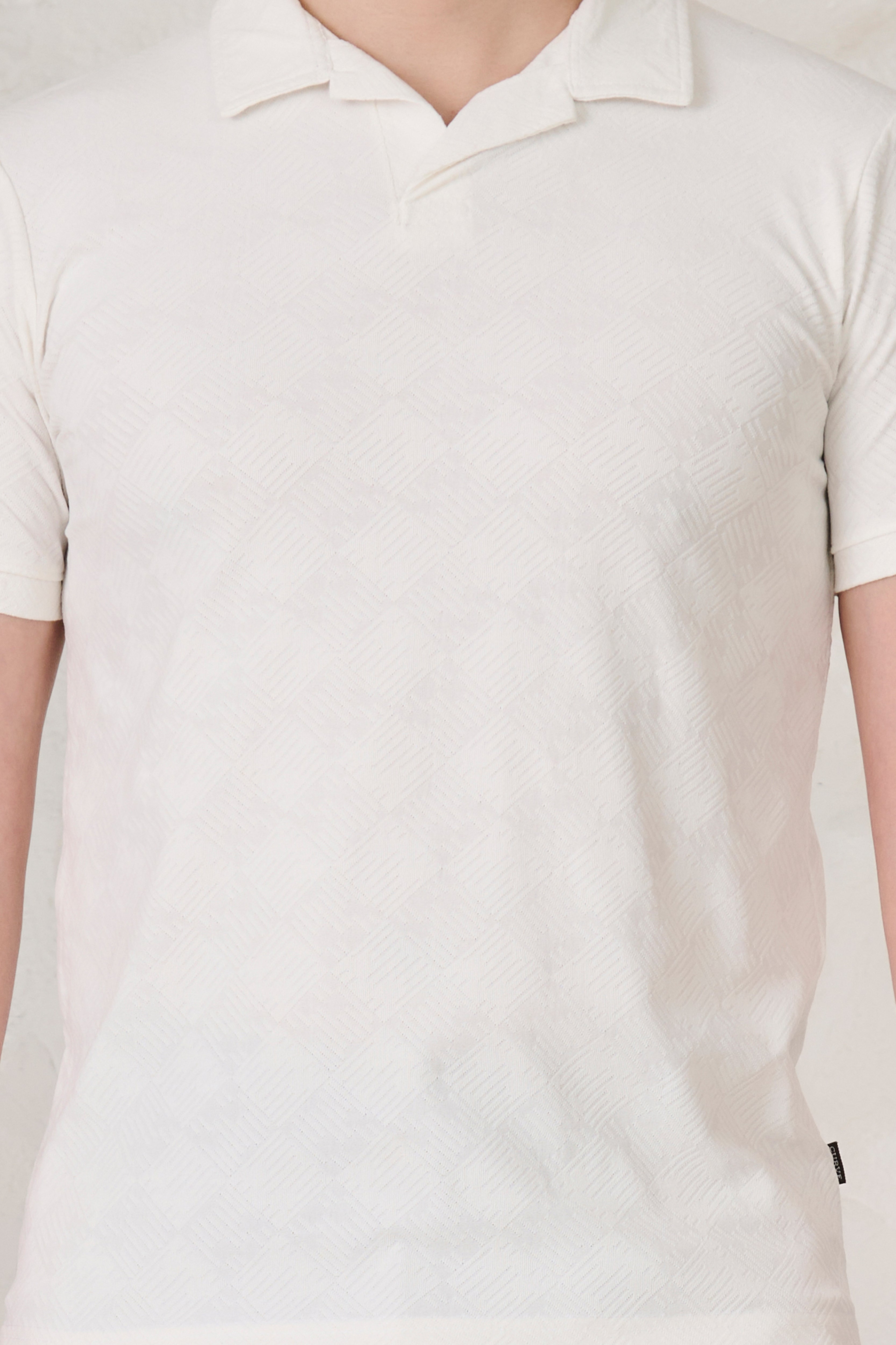 Buy Square Tiles Textured Cuban T-Shirt - White Online Shopping view 4